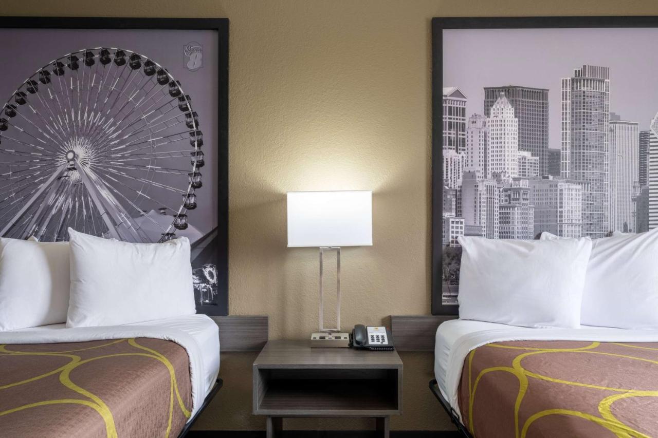 Super 8 By Wyndham Merrillville Bagian luar foto