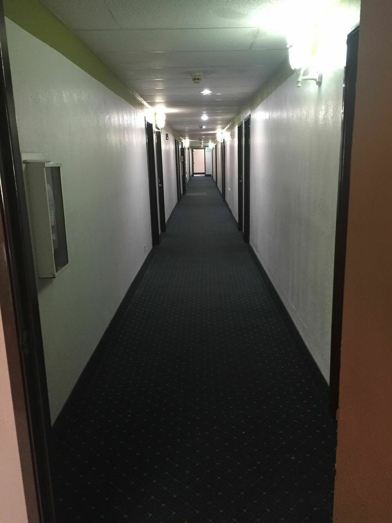 Super 8 By Wyndham Merrillville Bagian luar foto
