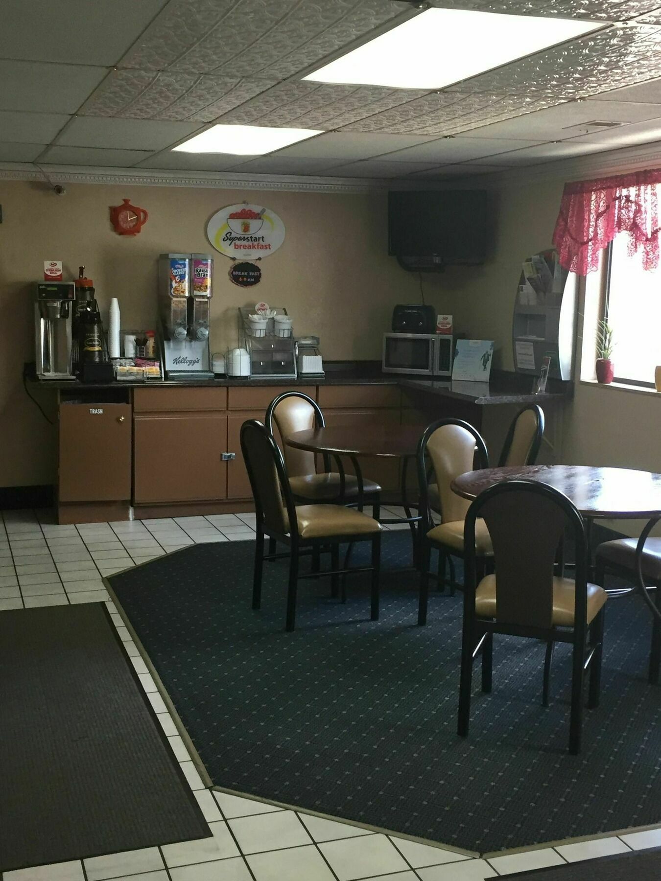 Super 8 By Wyndham Merrillville Bagian luar foto